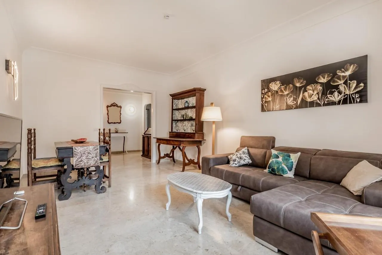 Garbatella Elegant Apartment Rome